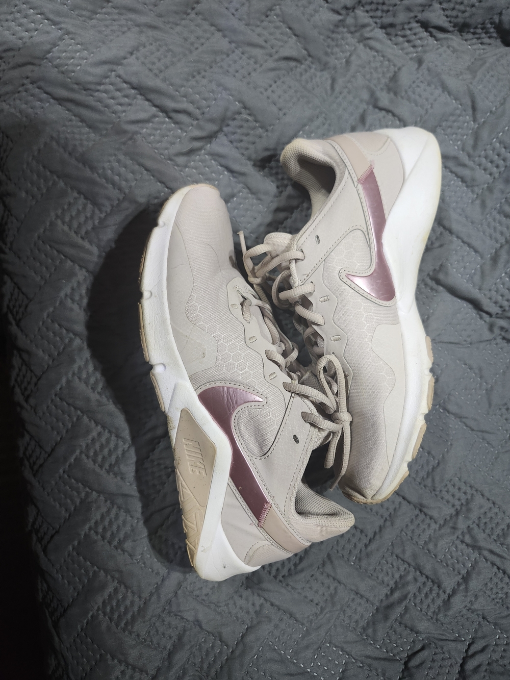Nike Women’s Pale PinkAthletic Sneakers with Pink-Purple Swoosh - Picture 3 of 5